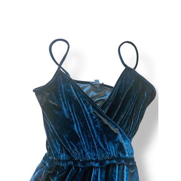 Topshop Women’s Black Velvet Jumpsuit Size 2 US Spaghetti Strap Crisscross - Picture 5 of 12